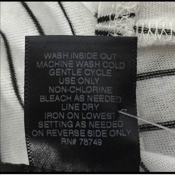 NWT Wet Seal Daisy Crop Top Size S - Picture 5 of 7